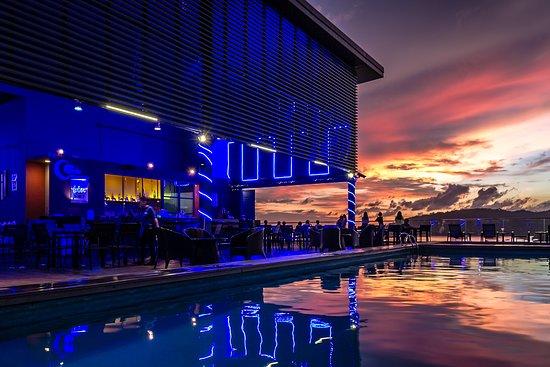 Sky Blu Bar