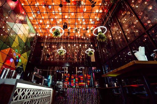 TJ Tap House Fundadores