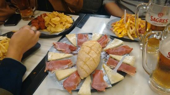 100 Montaditos