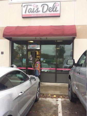 Tai's Deli
