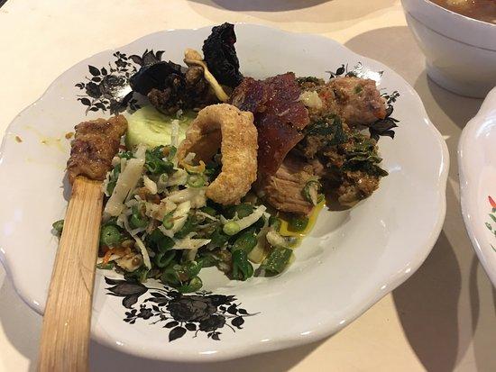 Warung Babi Guling Bundaran Renon