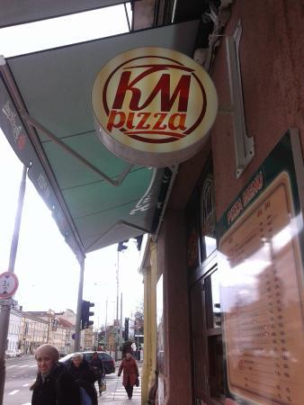 KM Pizza