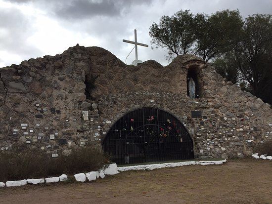 la Gruta Virgen de Lourdes
