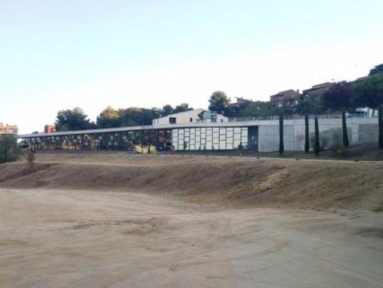 Biblioteca de Can Llaurador