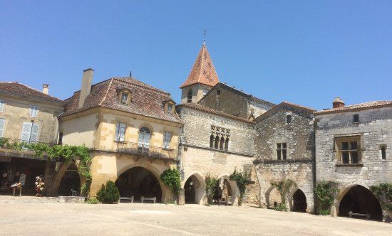 Place des Cornières