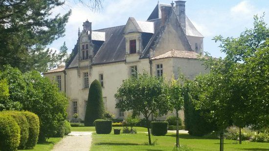 Chateau de Beaulon