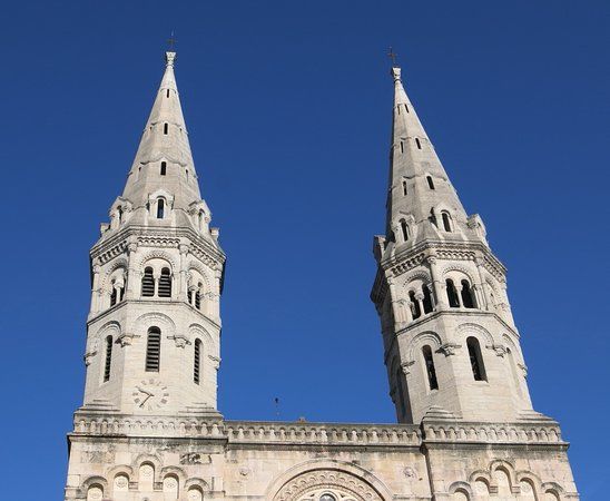 église Saint-Pierre de Mâcon