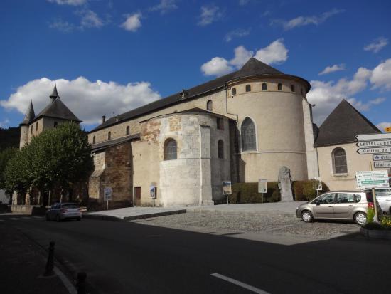 église Saint-Pierre de Saint-Pé-de-Bigorre