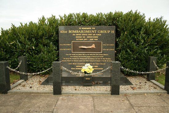 RAF Deenethorpe War Memorial