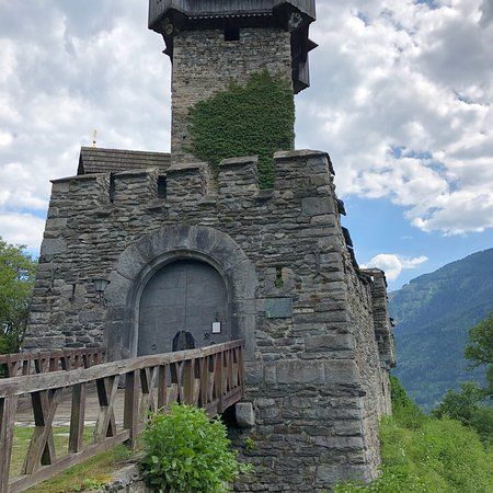 Burg Oberfalkenstein