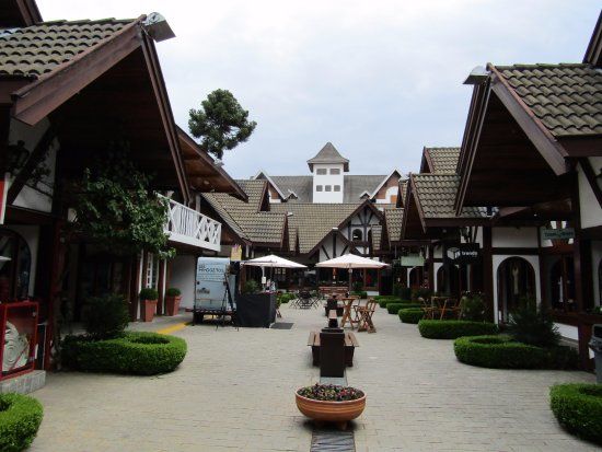 Cadij Shopping Center