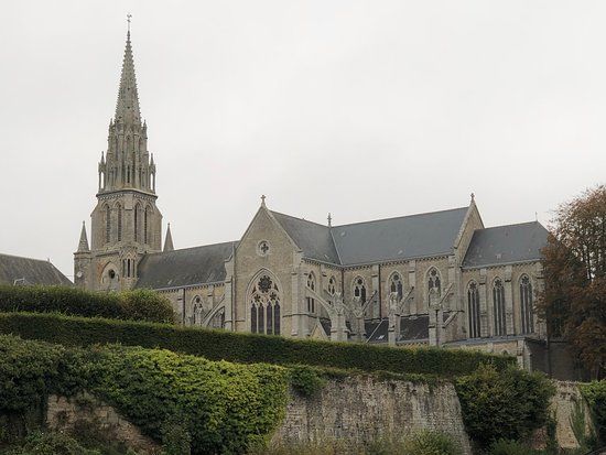 basilique Notre-Dame-de-Délivrance de Quintin