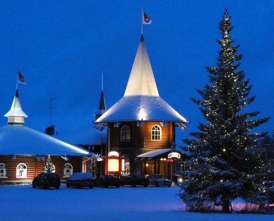 Christmas House Restaurant & Coffee Bar