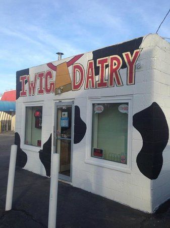 Iwig Dairy Store