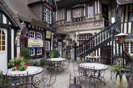 Village d'art Guillaume-Le-Conquerant