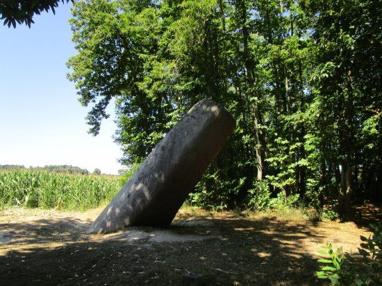 Le Menhir de la Tramblais