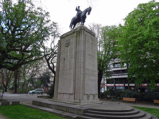 Monument au Marechal Foch