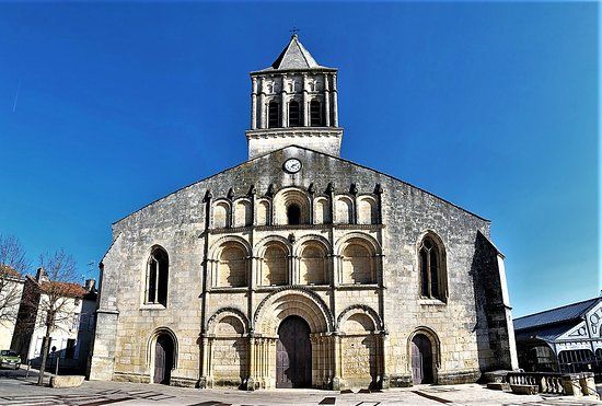 église Saint-Gervais-Saint-Protais de Jonzac