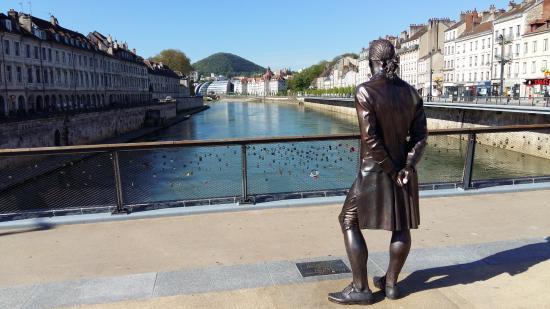 Statue du Marquis Jouffroy d'Abbans