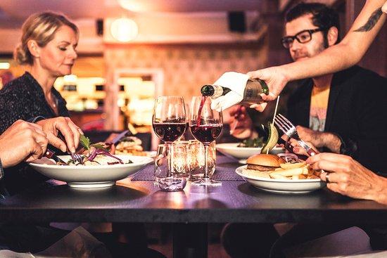 Sunne Krog & Bowling