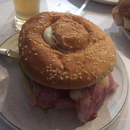 Cafeteria Bar Yovilant