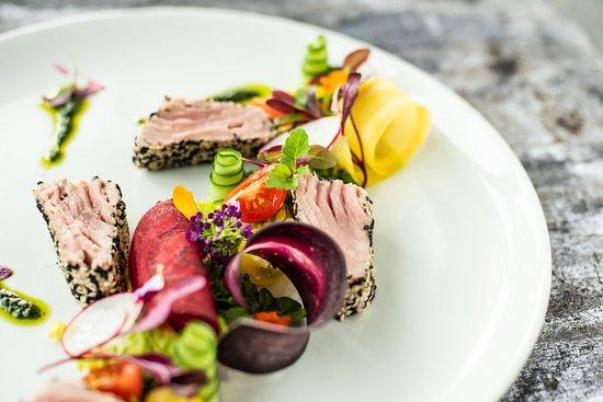 Vogue Boat Cafe & Restaurant