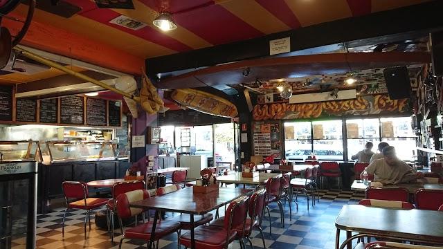 Piping Hot Chicken and Burger Grill