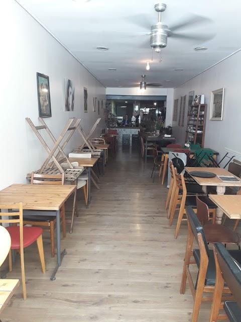 Freaks Café & Cantine
