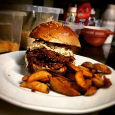 Fald Fel Amerikát Étterem és Bár