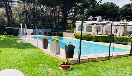 All in One Restaurant & Cafe