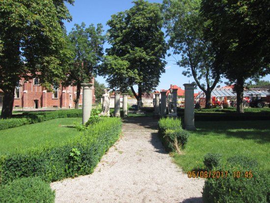 Kompleks Zamkowy Tarnowice Stare