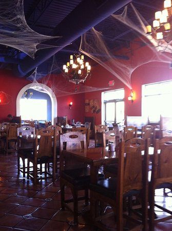 El Tequila Salsa Restaurant & Bar