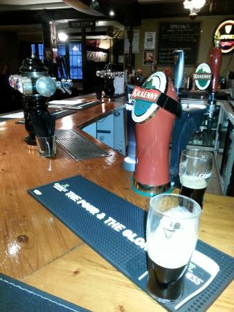 The Claddagh Irish Pub