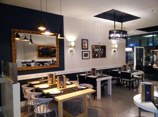 La Mafia se Sienta a La Mesa