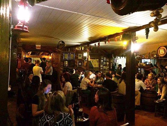 Cantina De Vinho Da Pipa