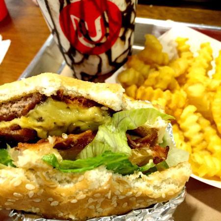 Uncle Joe's Burger Delivery