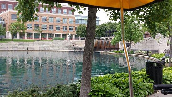 Fresco Italian Cafe on the Canal