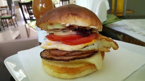 Hazai Kezmuves Finomsagok Boltja