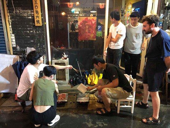 A Maker X Craft Beer Bar