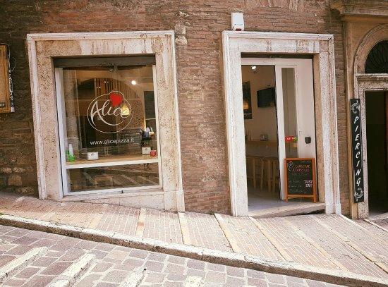 Alice Pizza