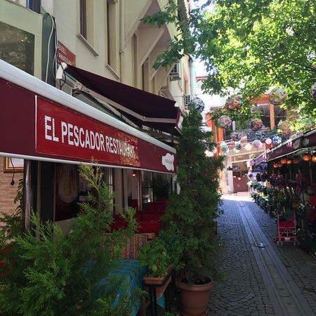 El Pescador Restaurant