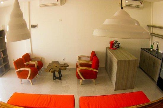 Rainbow Coffee Shop & Coin Laundry