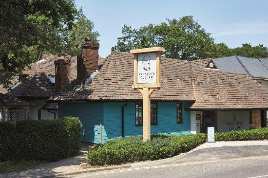 Parsons Collar Pub & Kitchen