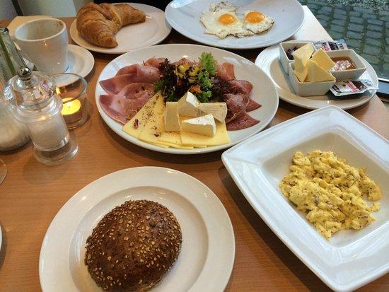 Cafe Paris in Kornelimunster