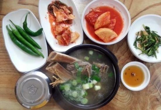 Goryeo King Beef Bone Soup