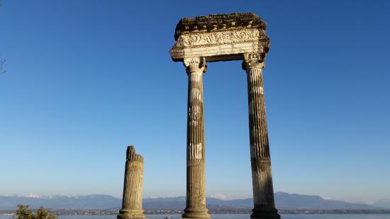 Roman Columns