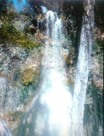 Cascada de La Toba
