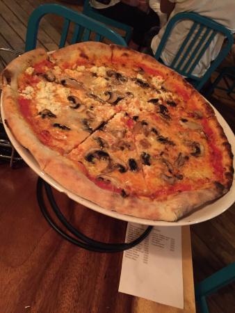La Lambretta Pizza