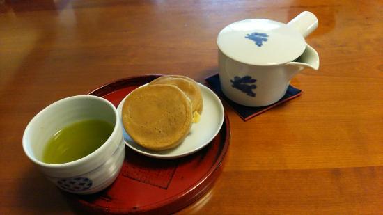 Horaku Manju Iwataya