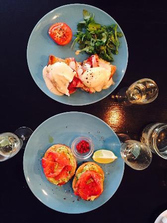 Allans Breakfast Club and Wine Bar